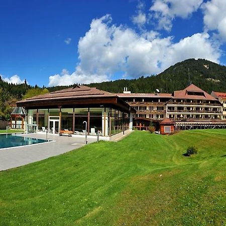 Optimamed Gesundheitsresort Weissbriach Gmbh Екстериор снимка